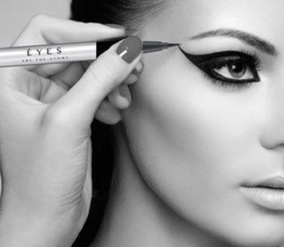 Makeup Tips for Sensitive Skin: New Cosmetics for Dry Eyes